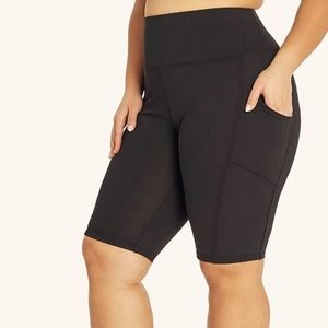 Olivia 11" Bermuda Shorts - Tummy Control